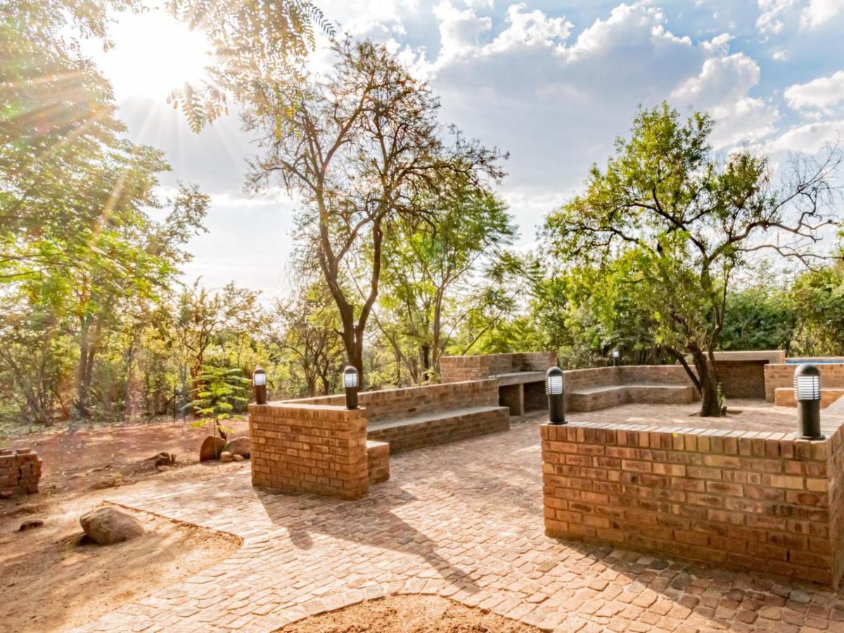 Featherwood Farm & Nyala Lodge Rayton Exterior foto